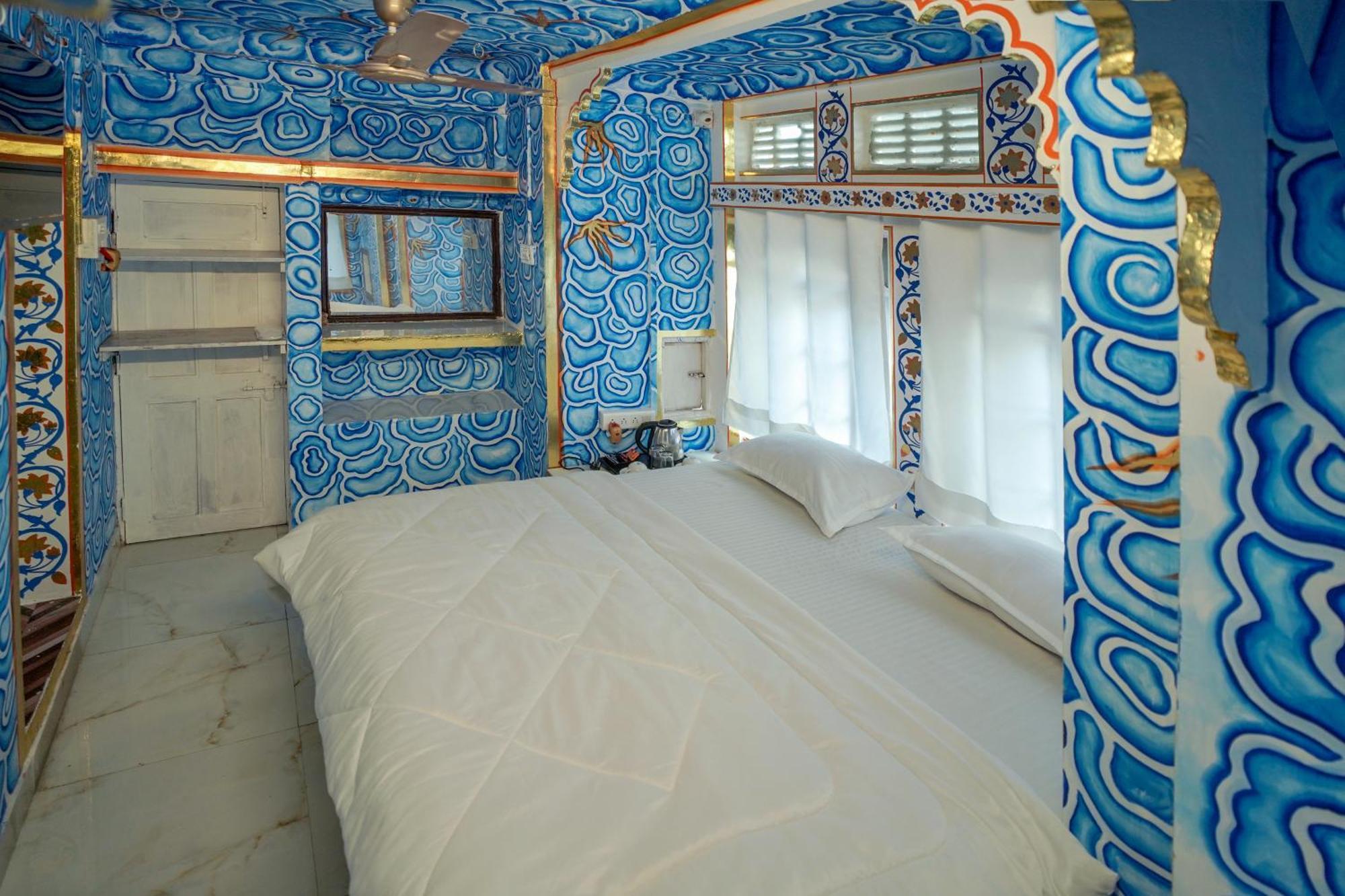 Island Tower Guest House Udaipur Buitenkant foto