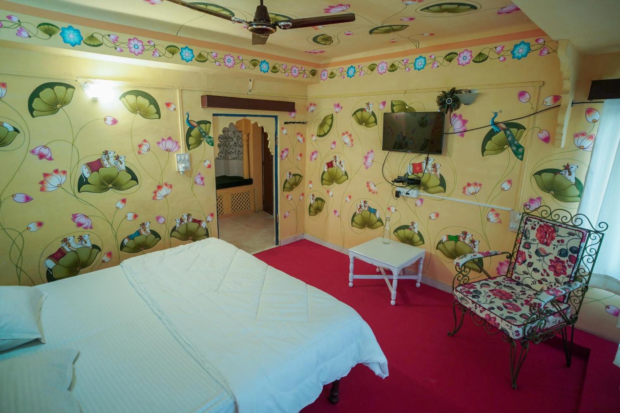 Island Tower Guest House Udaipur Buitenkant foto