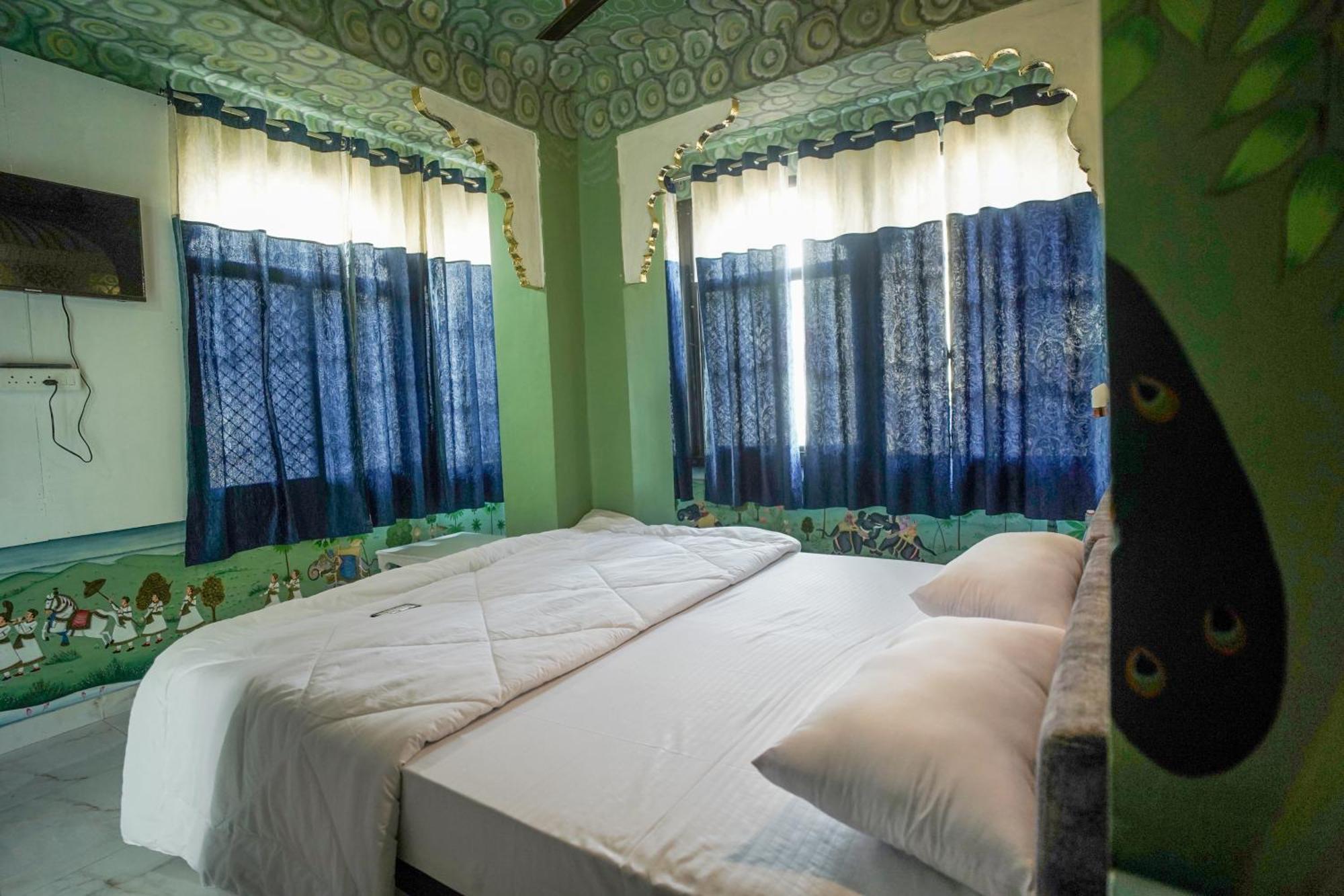 Island Tower Guest House Udaipur Buitenkant foto