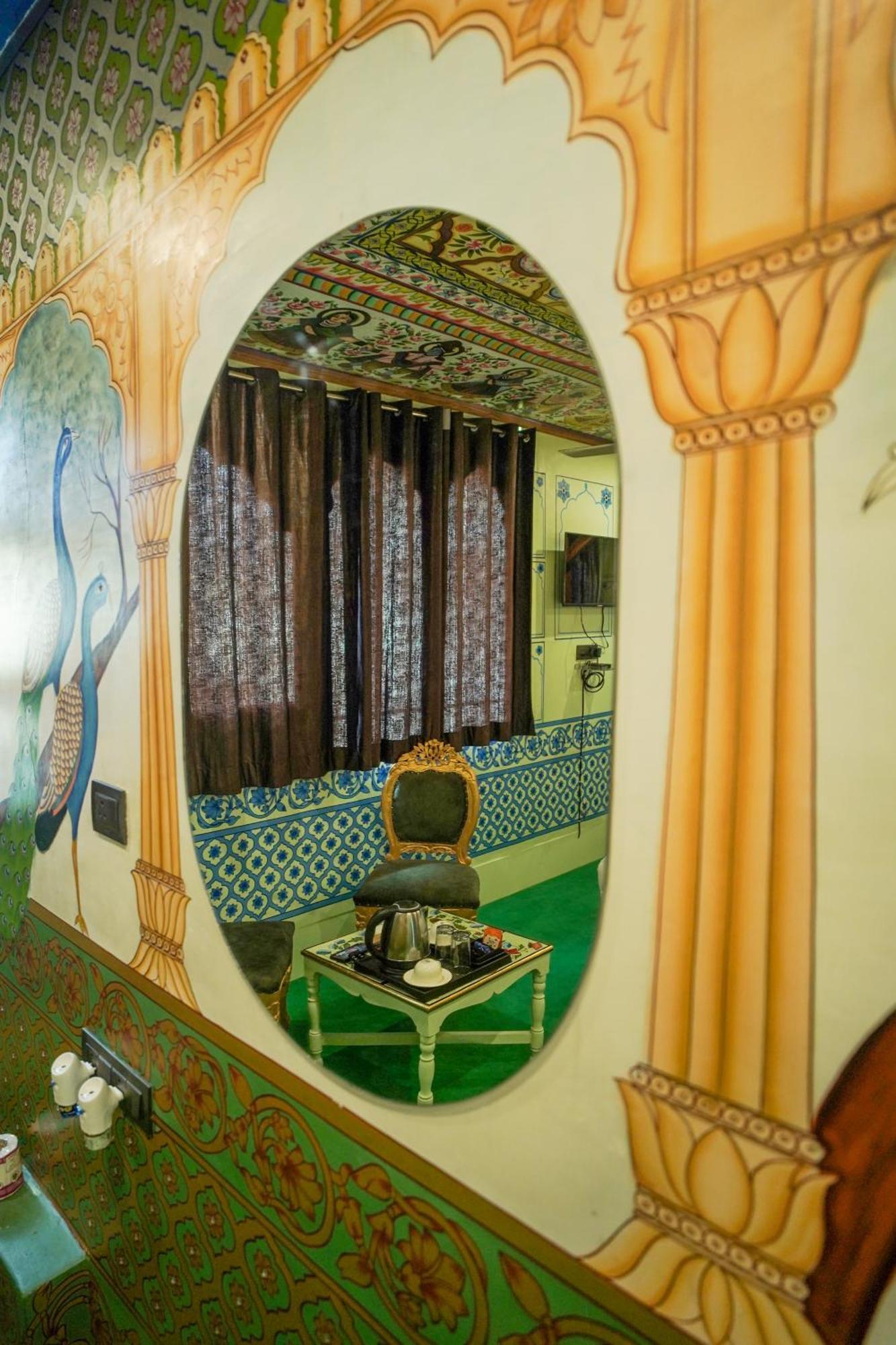 Island Tower Guest House Udaipur Buitenkant foto