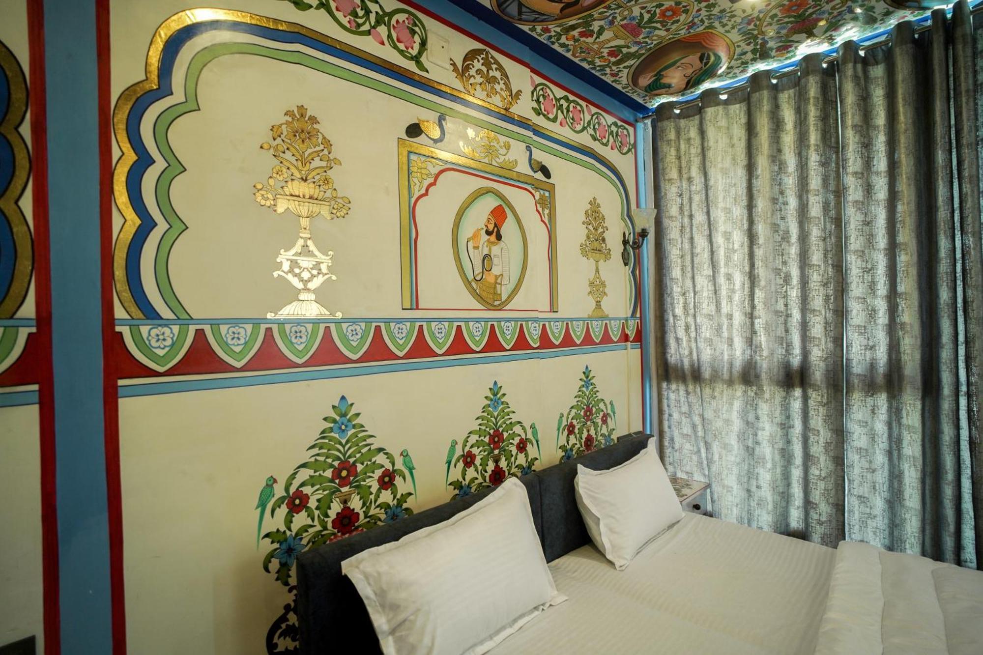 Island Tower Guest House Udaipur Buitenkant foto