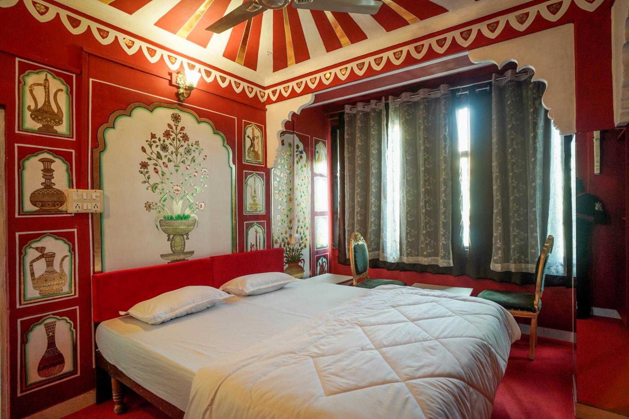 Island Tower Guest House Udaipur Buitenkant foto